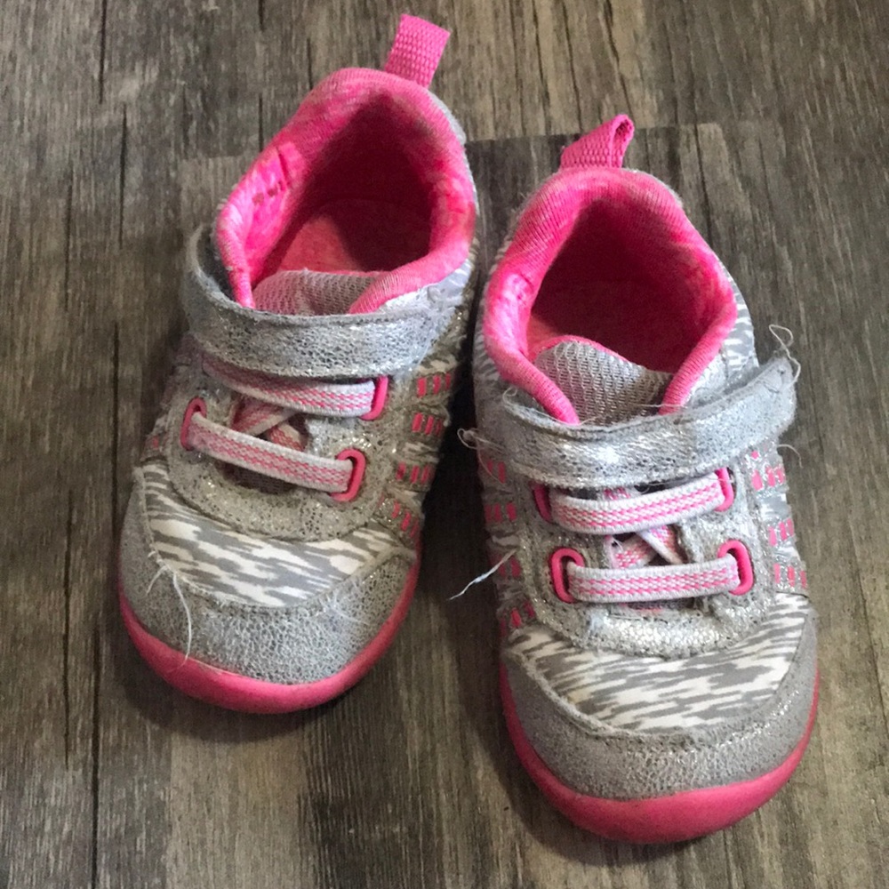 Carters Zebra Pink Sparkle Sneakers Baby Girl size 3